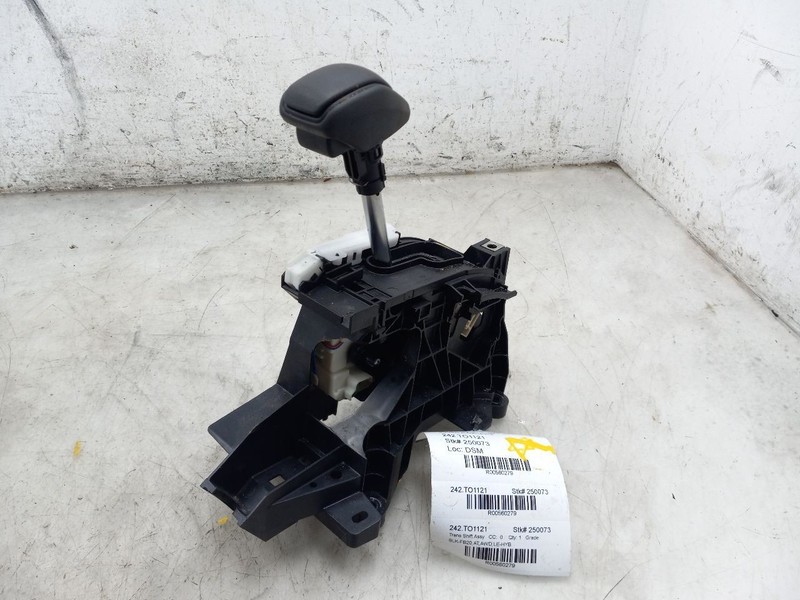 21 TOYOTA RAV 4 HYBRID AUTOMATIC TRANSMISSION SHIFTER BLK-FB20