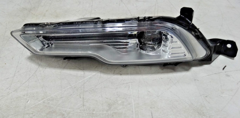 2017-2019 Ford Fusion Left Driver Side Fog Light! Factory Original Part!
