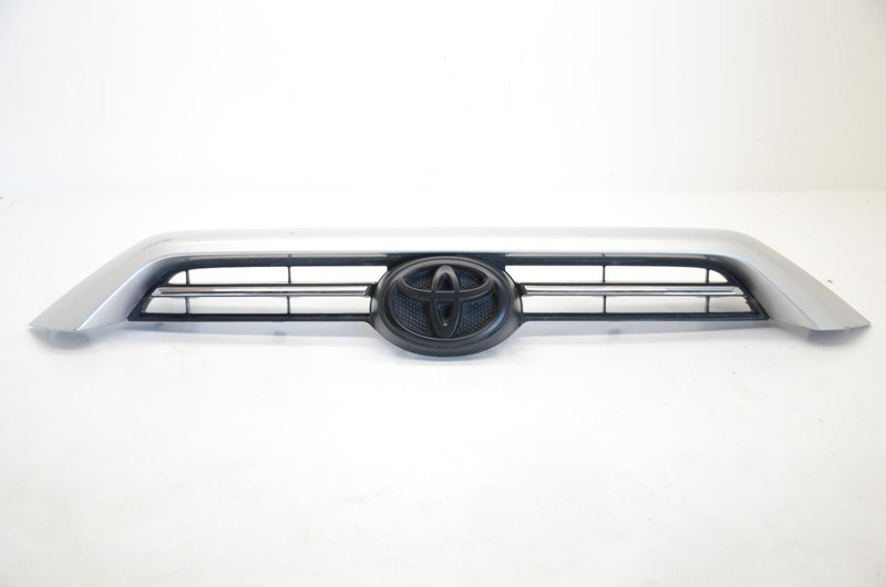 20-23 Toyota 4Runner 4.0L Upper Silver Grille Assembly 5311635050