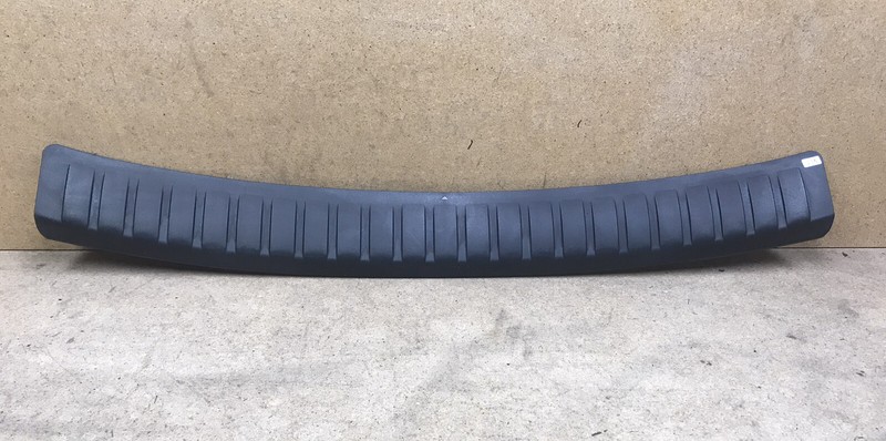 2008 - 2015 NISSAN Rogue Rear Bumper Step Sad Protector OEM*