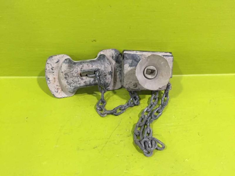98 99 00 01 02 03 04 RODEO SPARE TIRE CARRIER HOIST OEM 1777-500