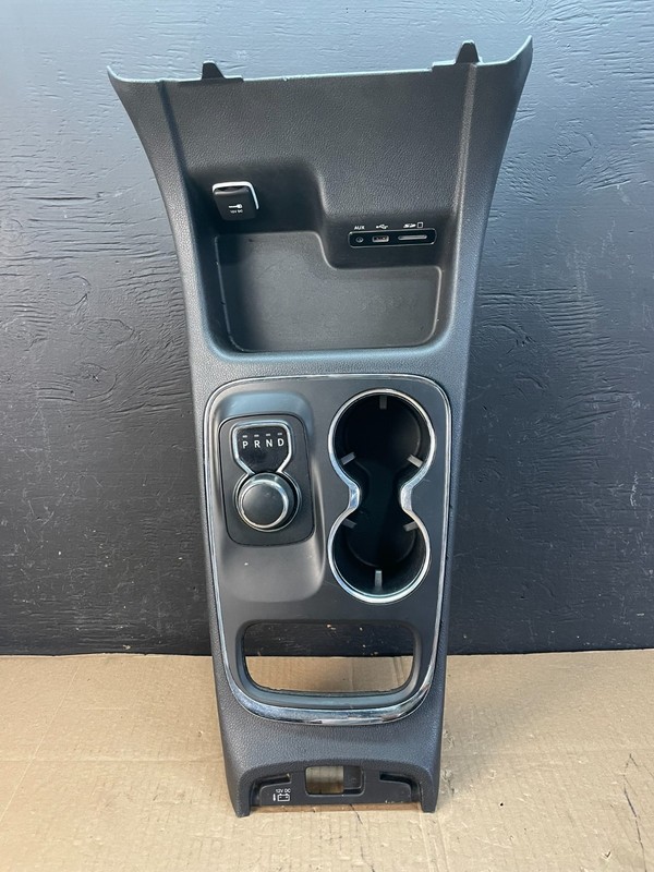 2014 - 2015 Dodge Durango Center Console Shifter Gear Trim Panel AC4914DG