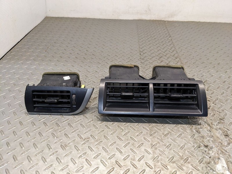 Center Dash Air Vent Register set 55660-06160-C0 Toyota Camry 2014 20131165592