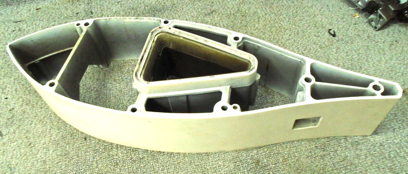 USED OUTBOARD 5" CASE EXTENSION SEPERATOR 52131-89L00-Y5S SUZUKI 300-350 '18-'21