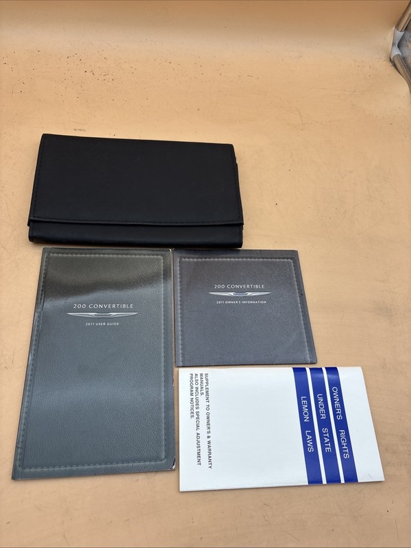 2011 Chrysler 200 Convertible owner's manual Convertible 200 CD With case