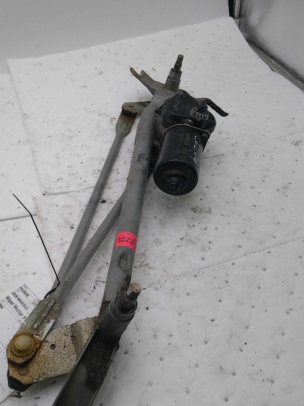 Nissan Maxima 2006 Wiper Motor 45K mi. 288107Y000 9620
