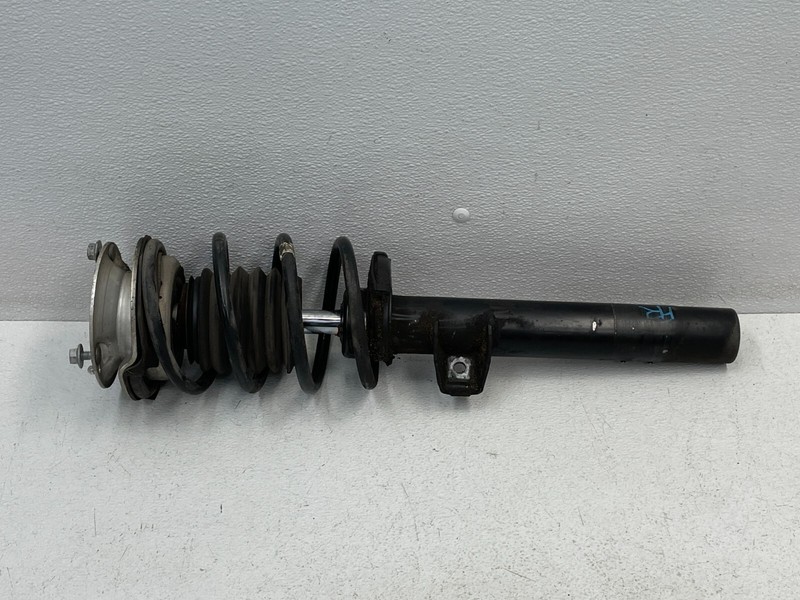 08 09 10 BMW 135i E82 Front Right Passenger Shock Strut Absorber RWD 1543 OEM
