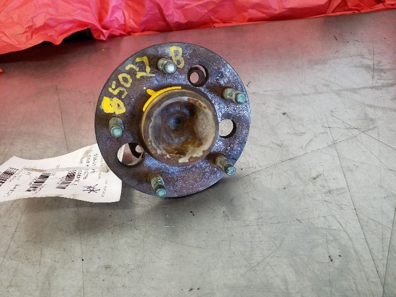 Hub Rear Fits 91-99 BONNEVILLE 185297
