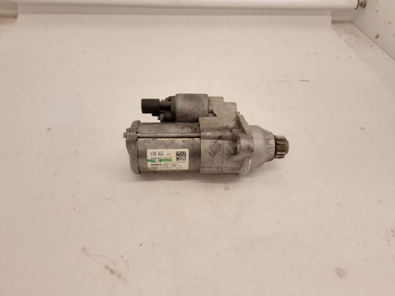 Starter Motor Bosch Manufacturer Fits 19 GOLF 2703756