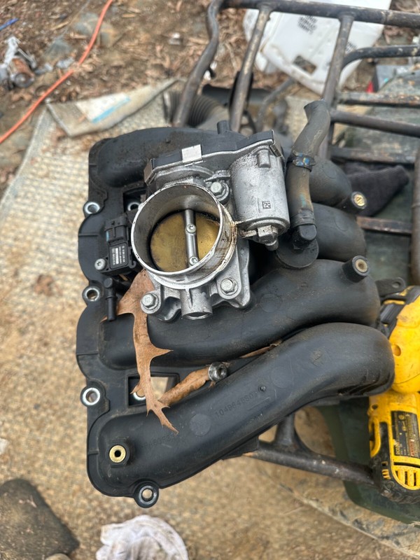 10-23 EQUINOX TERRAIN ENCLAVE SRX XTS IMPALA INTAKE MANIFOLD W/ THROTTLE BODY