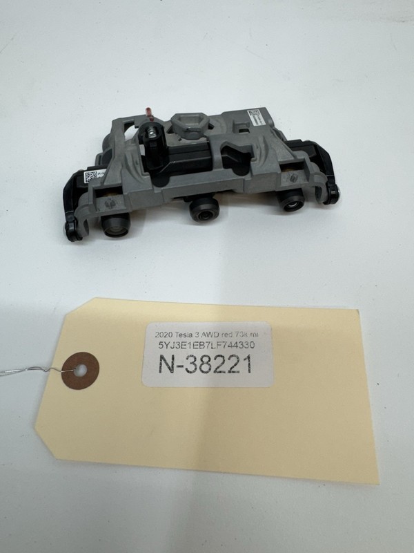 Tesla Model 3 Front Windshield Triple Camera 1143746-00-D 38221 B61