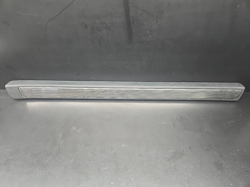 14-17 MERCEDES BENZ S550 C217 RIGHT SIDE DOOR SCUFF SILL KICK PLATE PANEL OEM