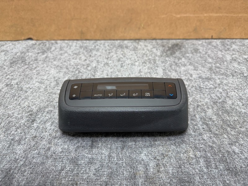 NISSAN PATHFINDER 2022-2025 OEM CENTER REAR AC CLIMATE HEAT CONTROL SWITCH PANEL