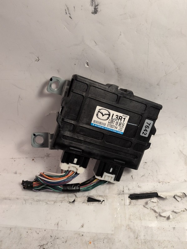 2007 Mazda Mazda6 2.3L - TCM - # L3R1 18 9E1E OEM