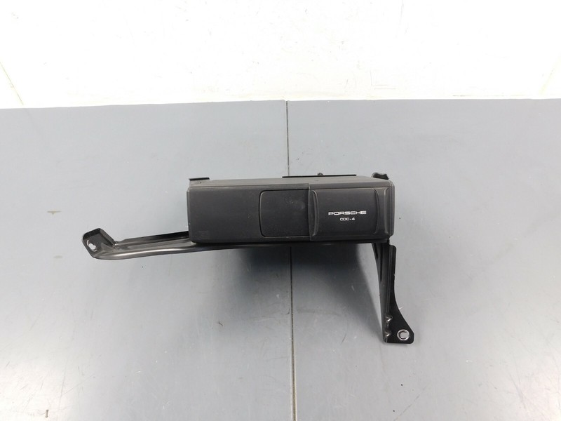 2006 06 07 08 Porsche 911 997 Carrera S CD Changer CDC-4 #0347 A10
