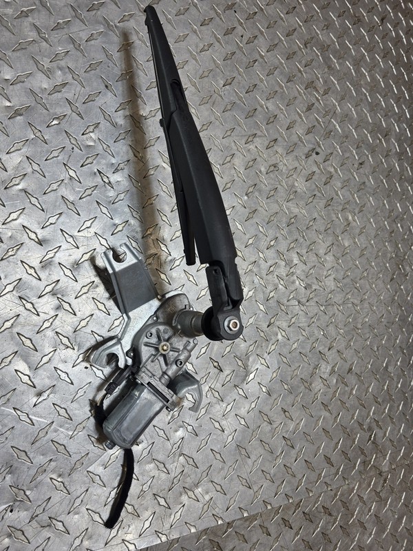 2015-2023 Jeep Renegade Rear Wiper Motor Assembly Tested Oem