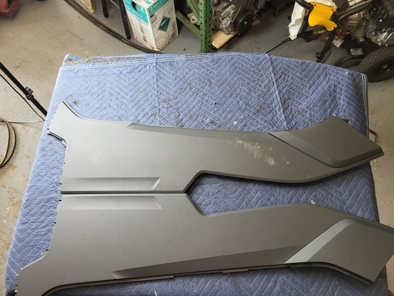 Used Oem Audi Left & Right Center Console Trim Panel for 2020-2025 SQ8