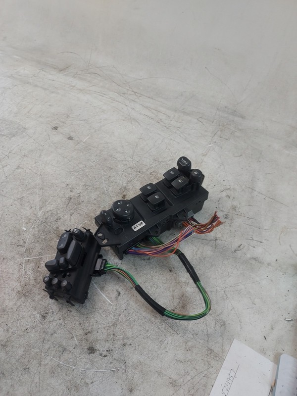 04-08 Chrysler Pacifica Master Driver Window Switch Mirror With Seat Switch oem