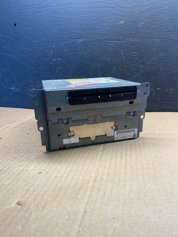 2011-2014 BMW X3 Radio Receiver Stereo Audio Head Unit AM FM CD Player AD1687 DG