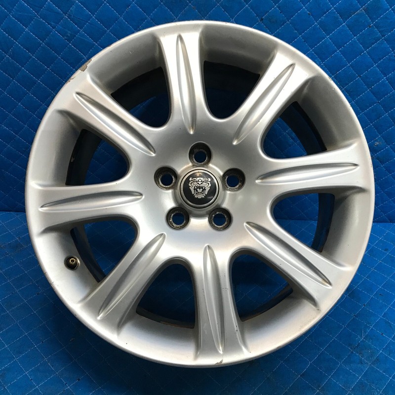 04-09 Jaguar XJ8 X350 X358 8Jx18 18 Inch 8 Spoke Aluminum Wheel Rim OEM