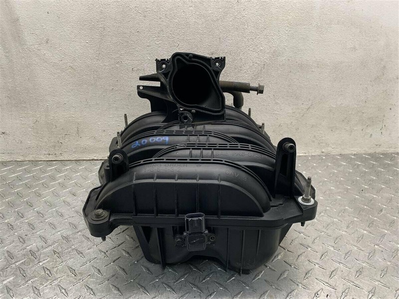 2004-2006 DODGE DURANGO 3.7L V6 ENGINE AIR INTAKE MANIFOLD OEM 53032795AA