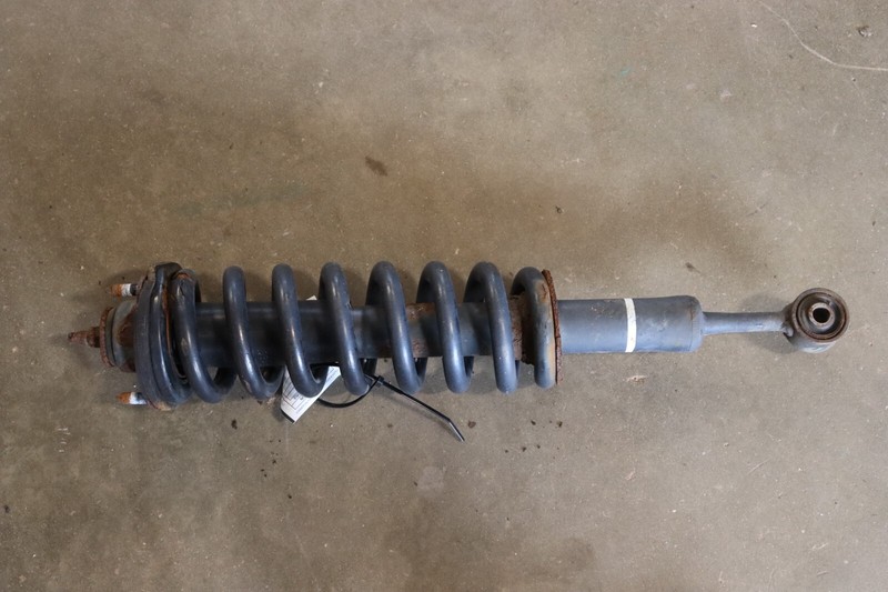 2005-2015 TOYOTA TACOMA 4X4 FRONT LEFT DRIVER SIDE SHOCK STRUT ABSORBER OEM