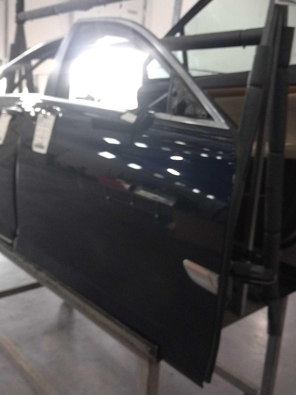 2015 BMW 750i Front Right Door Blue - Used, 143K Miles, OEM Part 627188