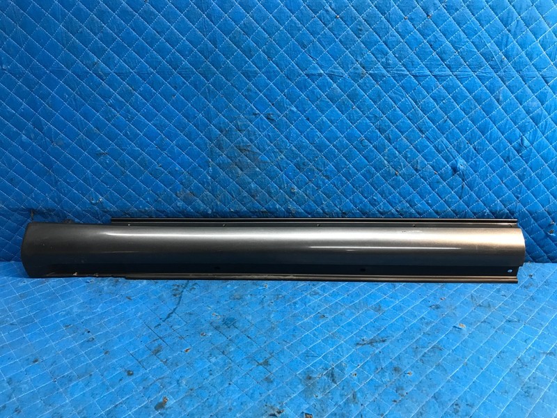 01-06 LS430 Front Left LH Driver Rocker Panel Molding Moulding 75852-50030