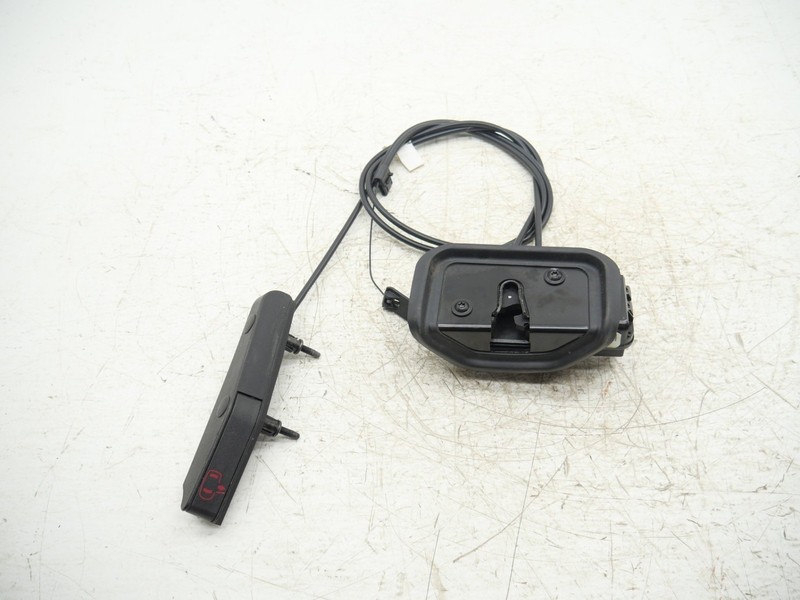 2016 Chevrolet Corvette C7 Z51 C7 - Left Front Door Lock Actuator PN: 23292637