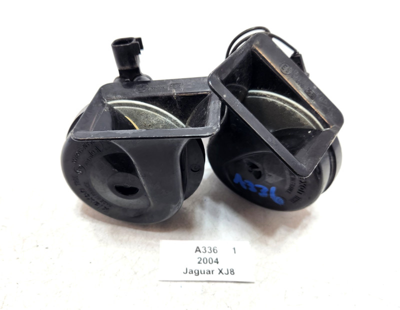 ✅ 04-09 OEM Jaguar XJ8 XJR Left Right Low High Tone Horn Signal SET