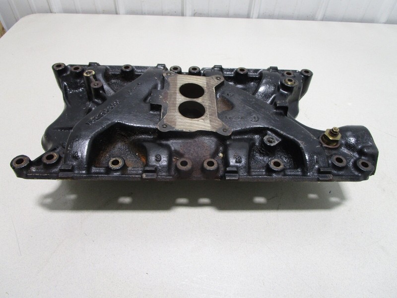 D30E-9425-BA Mercruiser Ford V8 302 Stern Drive Intake Manifold