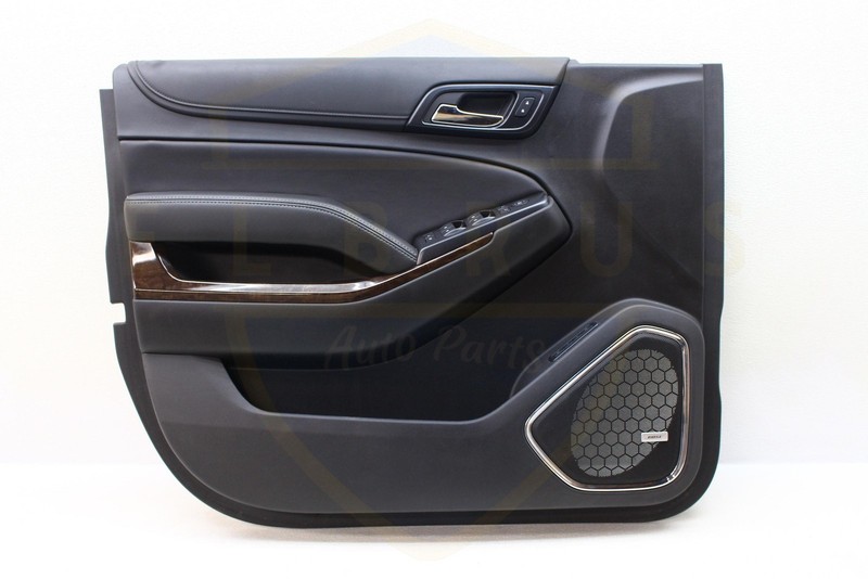 CHEVY TAHOE LT 15 - 19 FRONT LEFT DOOR TRIM PANEL W/ BOSE SURROUND SND BLACK OEM