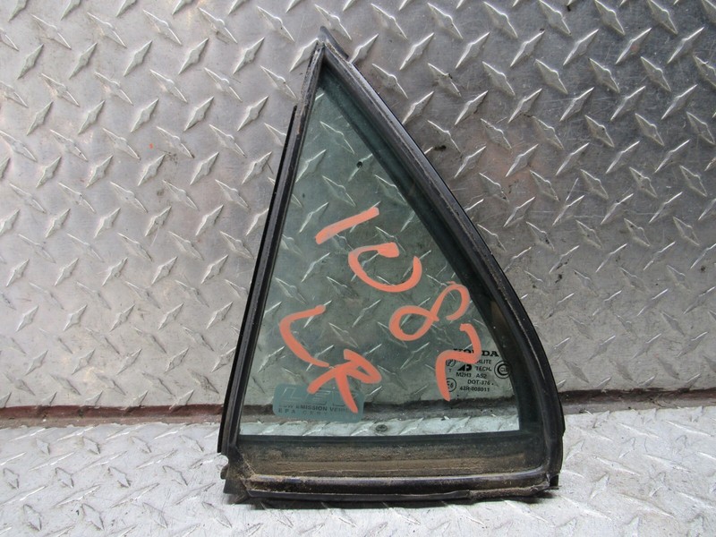 98 99 00 01 02 HONDA ACCORDLEFT DRIVER REAR DOOR VENT GLASS SDN