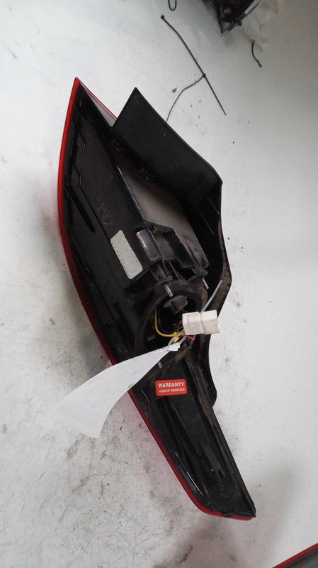 2013 KIA Optima Left Tail Light Assembly Silver OEM 731229 Minor Scuffs
