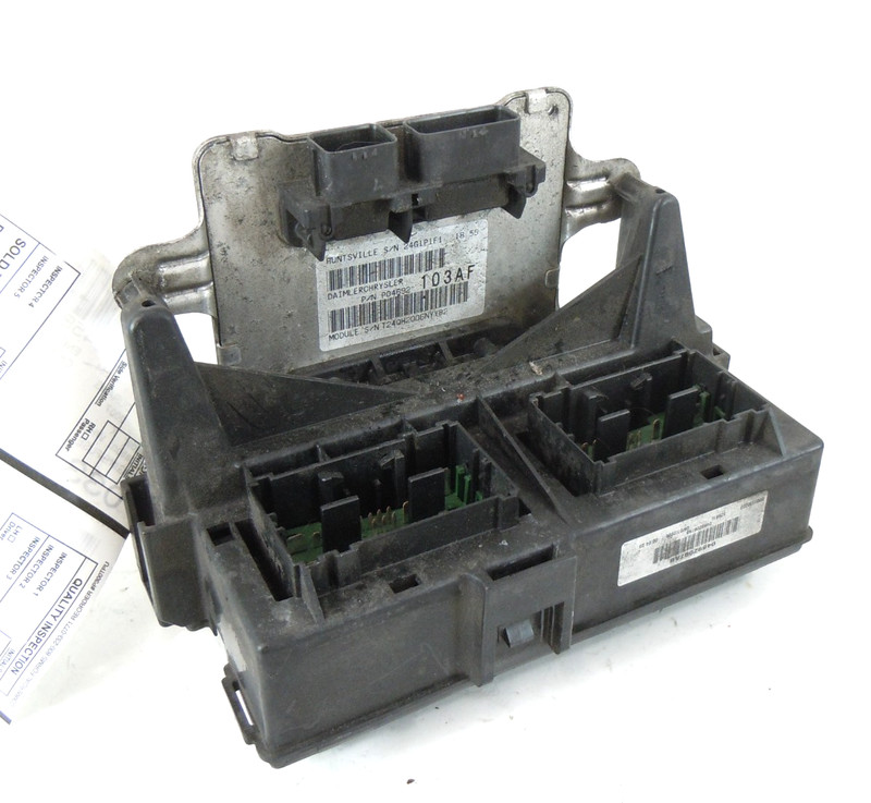 2007-2009 Dodge Durango 4.7L 5.7L Engine Relay Fuse Box Multifunction Module OEM