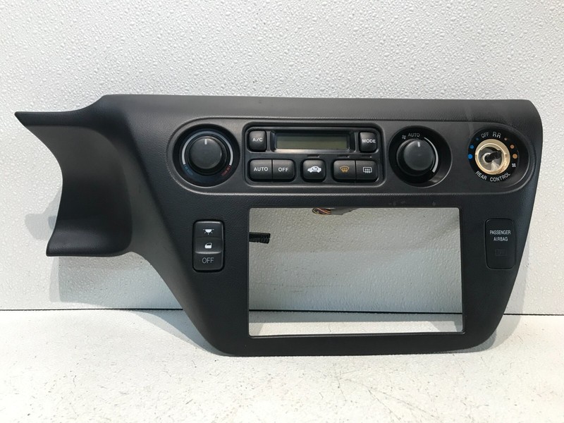 99-04 Honda Odyssey Radio Climate Control Center Dash Bezel Trim OEM