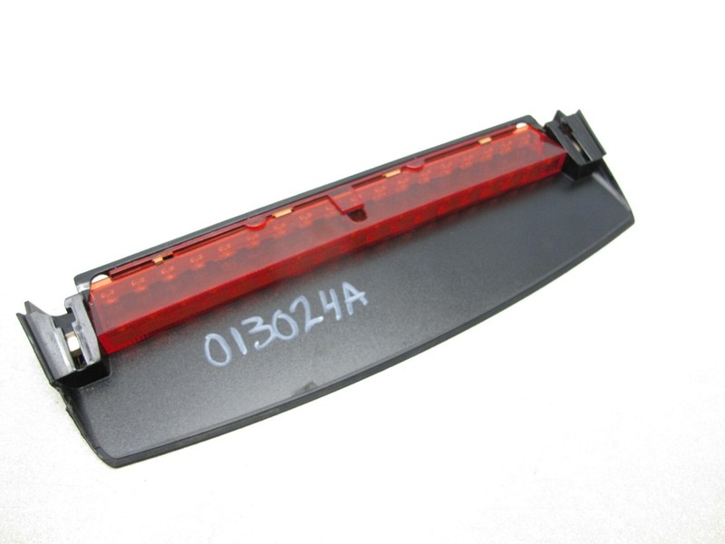 09-16 AUDI B8 A4 S4 RS4 SEDAN 3RD THIRD BRAKE TAIL LAMP LIGHT OEM 013024A
