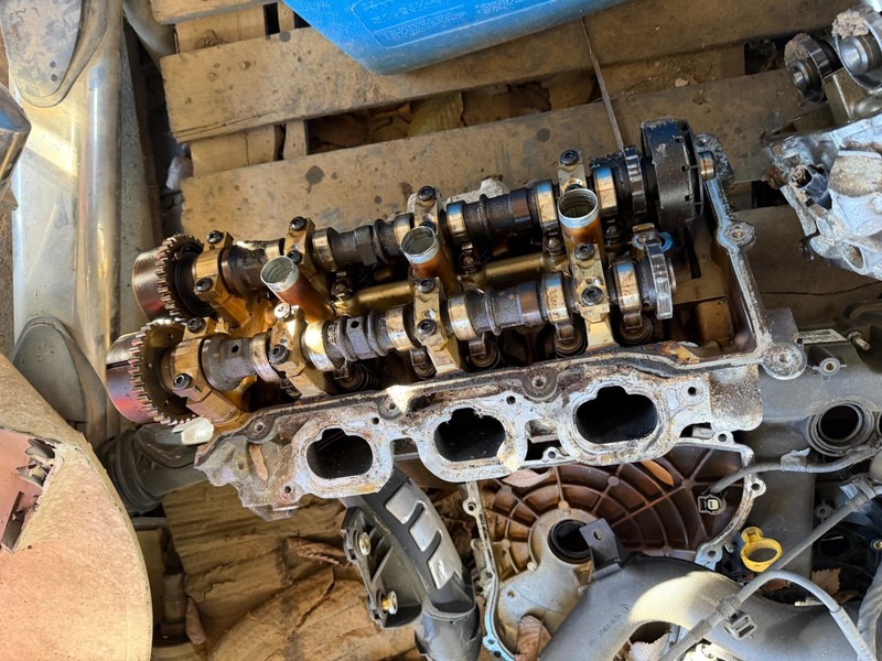 11-13 CHRYSLER 300 JOURNEY WRANGLER 3.6 OEM LH DRIVER SIDE ENGINE CYLINDER HEAD