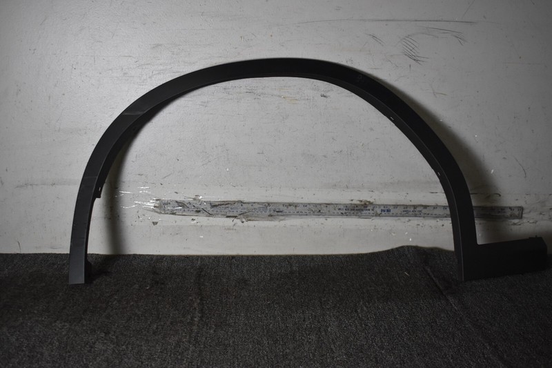 2018 - 2020 BMW X3 G01 Front Right Side Fender Arch Flare Moulding OEM