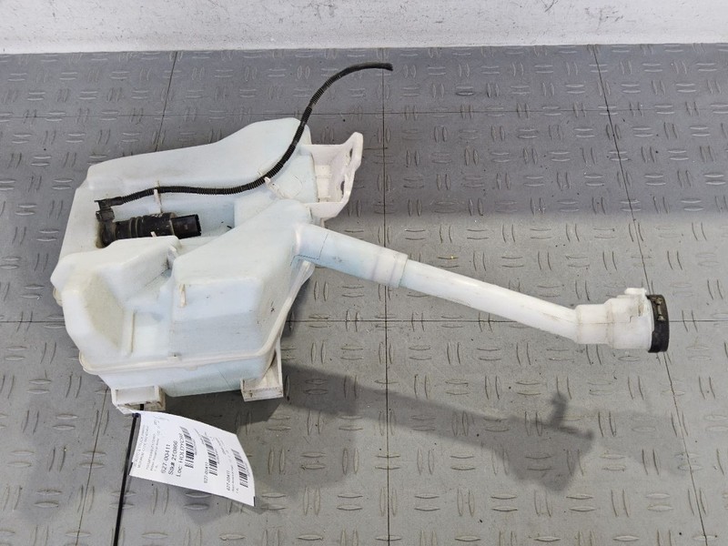Wash Reservoir Sedan Fits 16-19 CRUZE 3526460