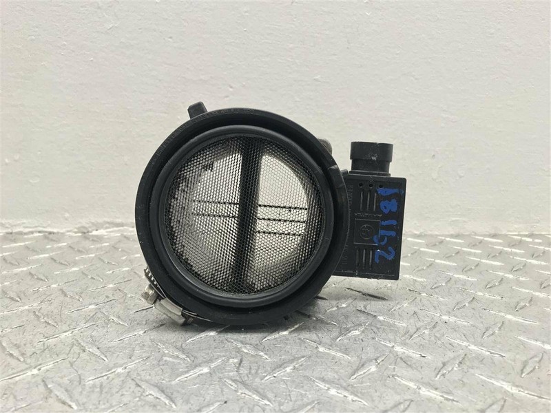 96-99 CHEVY GMC SUBURBAN 1500 2500 AIR FLOW METER SENSOR OEM 19207203