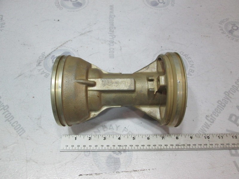 432545 0432545 OMC Evinrude Johnson Lower Unit Bearing Carrier Housing NLA