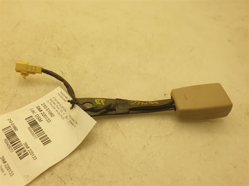 00 01 02 03 04 TOYOTA AVALON XL PASSENGER SIDE FRONT SEAT BELT BUCKLE ASSEMBLY