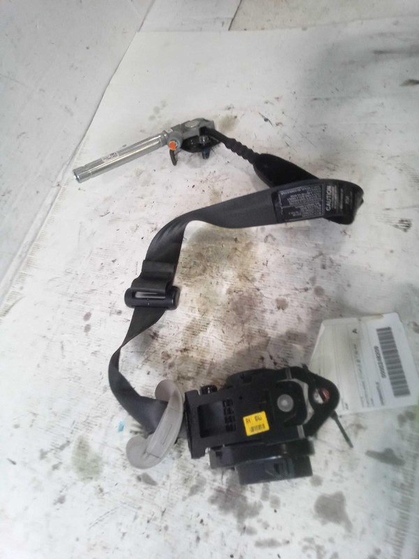 2015 KIA Cadenza Blue Seat Belt OEM Retractor 118K Miles - Used