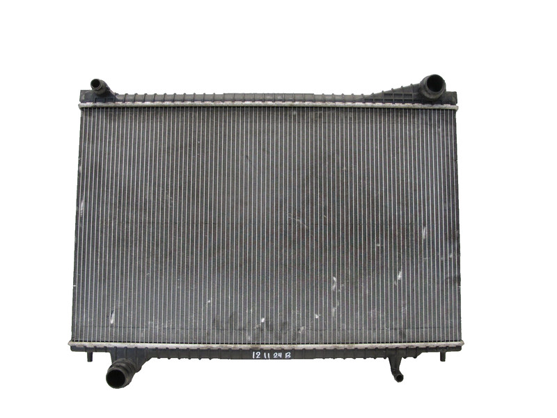 π 16-20 Jaguar X260 XF XE 3.0L Engine Motor Cooling Radiator GX63-8005-AB OEM