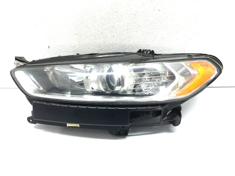 2013-2016 Ford Fusion Front Left LH Driver Headlight Light Lamp Assembly OEM