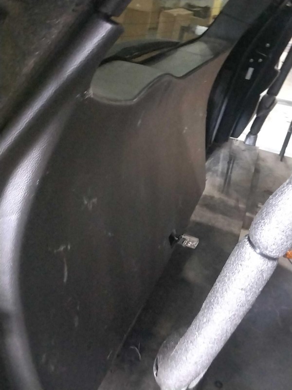 Used Deck Lid fits: 2015 Cadillac Srx spoiler w/o solar glass Grade A