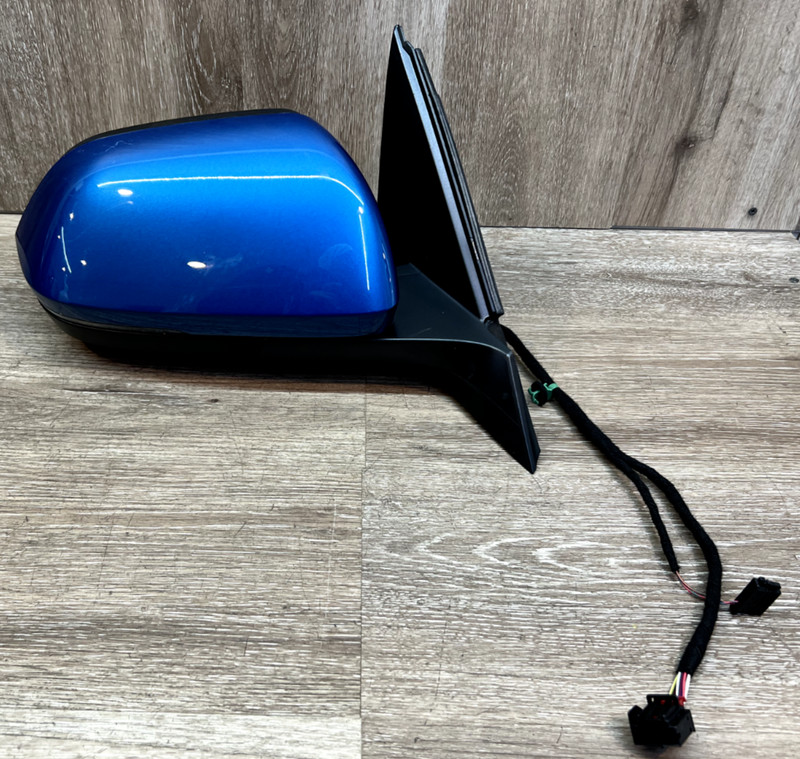 Volkswagen Atlas RH RightSide Mirror ASSY OEM 3CM-857-502-Q-9B9