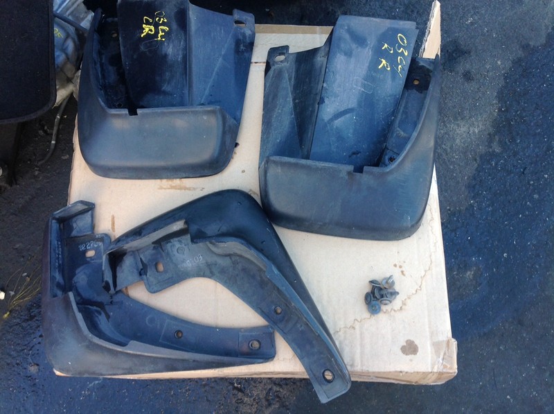 01 02 03 Civic 1.74DR 2DR set of mudguards Used OEM