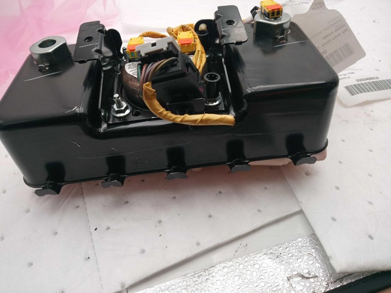 Used Right Instrument Panel Air Bag fits: 2015 Chrysler 200 front Sdn passenger